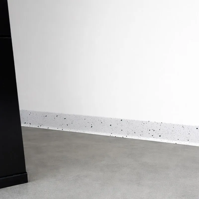 Plinthe adhésive terrazzo noir - Design Coloré - 99DECO