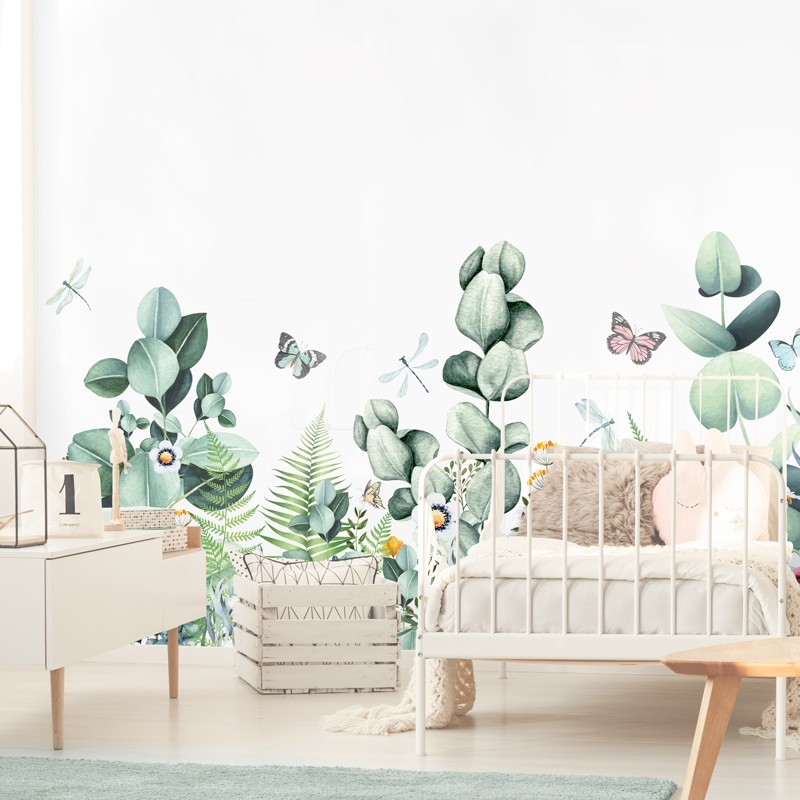 Une végétation délicate et fleurie pour une décoration murale chambre enfant réussie